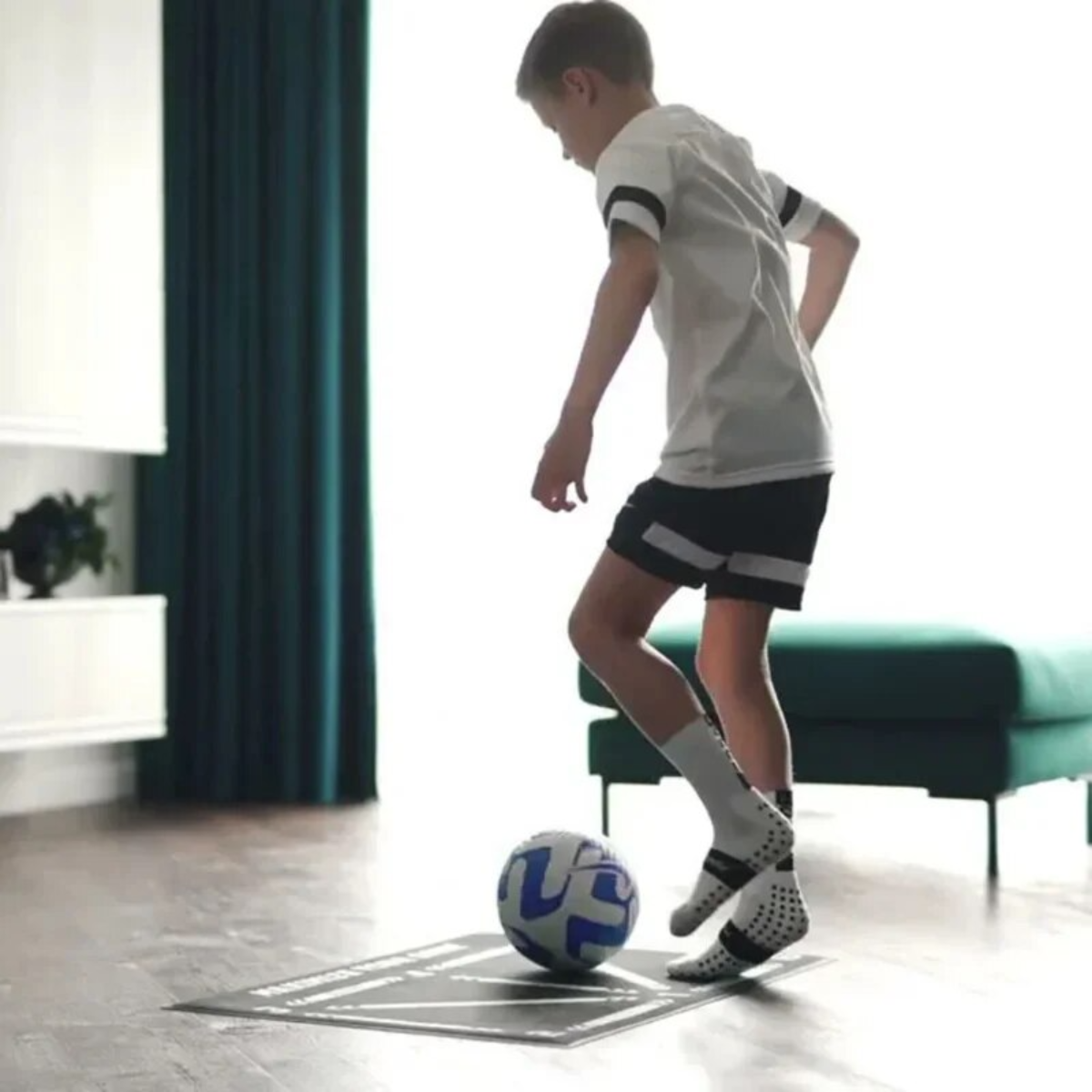 Football Pro | Tapis d'Entraînement au Football pour Enfants - Contrôle du Ballon